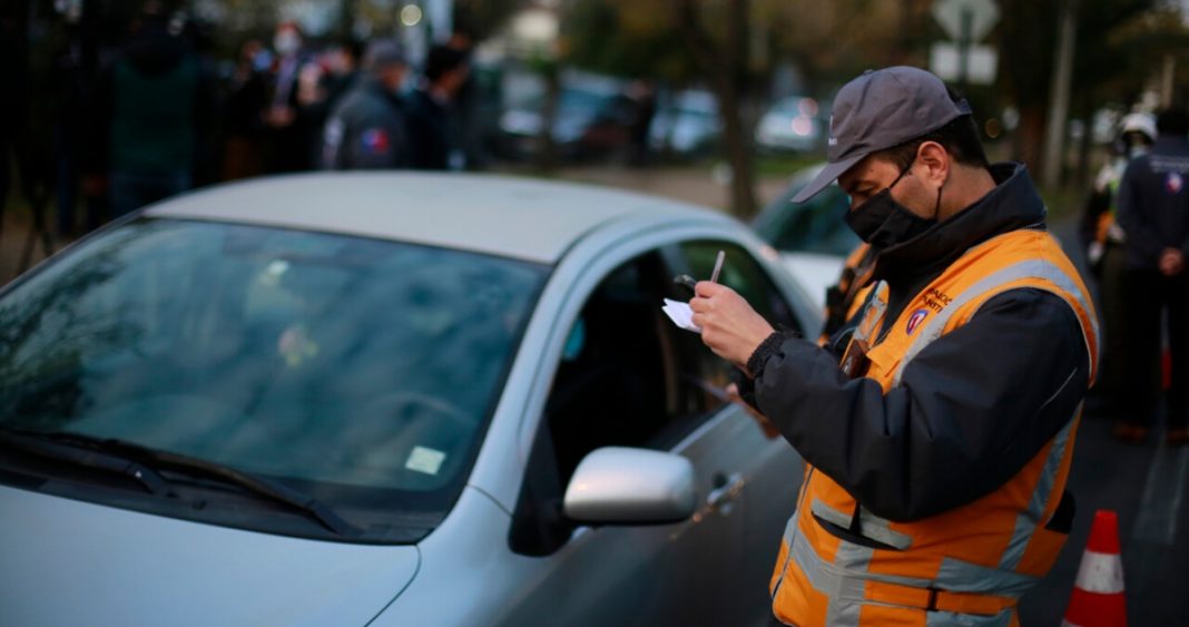 ¡Prepárate para la Restricción Vehicular en Santiago: Todo lo que Debes Saber!