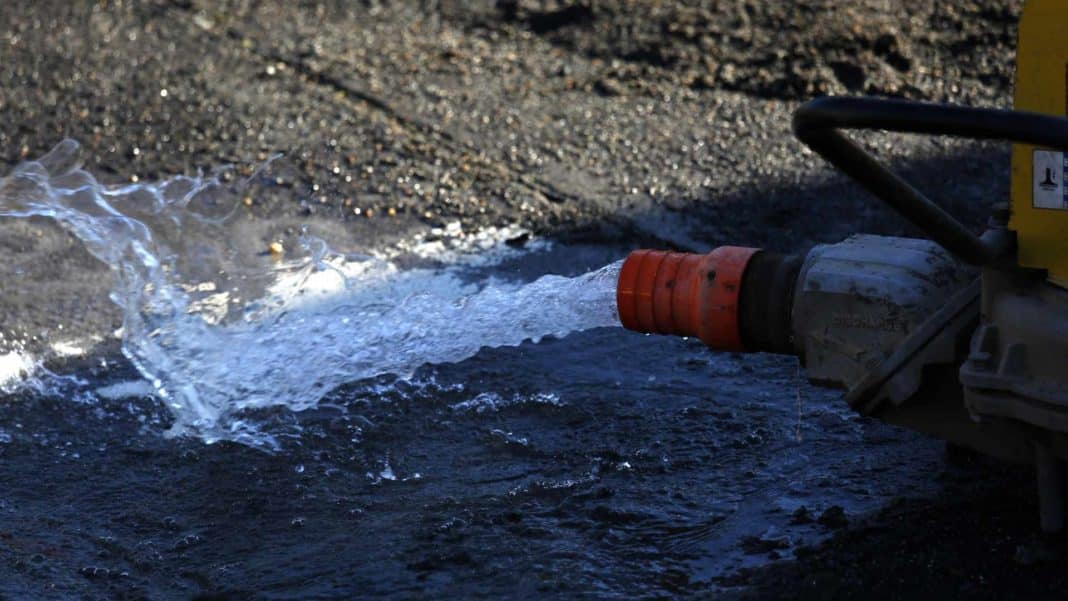 ¡Sernac demanda a Essbio y exige millonarias multas por cortes de agua!