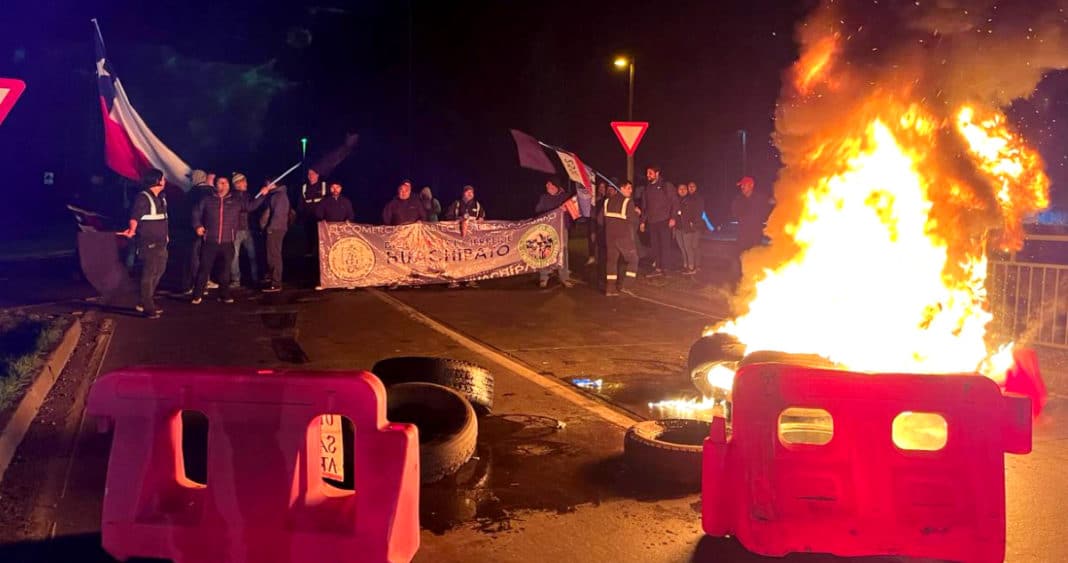 ¡Trabajadores de Huachipato en pie de guerra por el acero chileno!