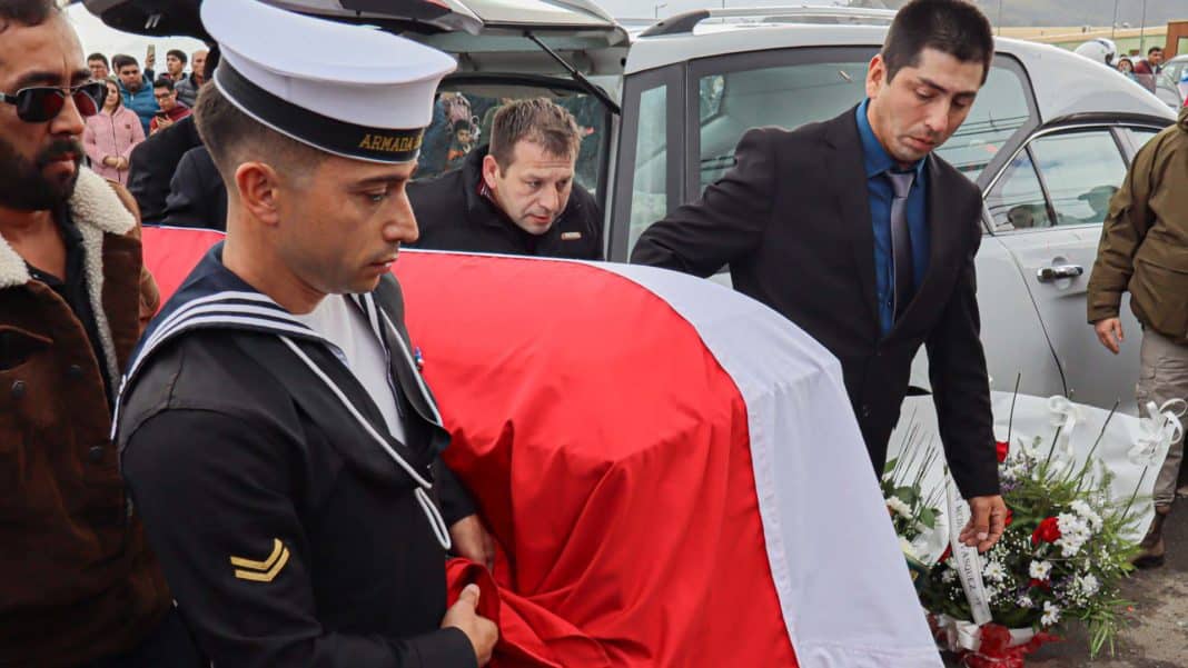 Conmovedora Intervención de Marino en Funeral de Carabinero: Un Grito de Justicia y Humanidad