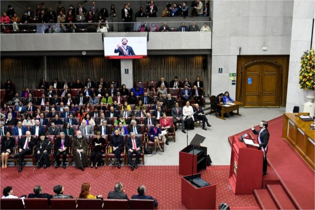 Cuenta Pública de Boric: Diputados de Oposición Esperan un Discurso Realista y Concreto