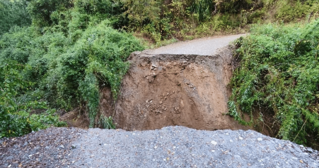 Devastación en Los Ríos: Cómo el Poderoso Sistema Frontal Dejó Huella en la Región