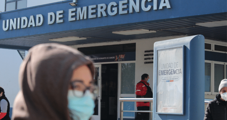 Directora de Hospital de Chillán en Europa: Enfrentando la Crisis de Influenza con Responsabilidad