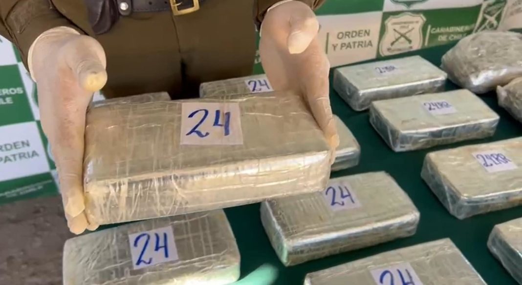 Golpe Contundente al Narcotráfico: Carabineros Incautan Millonaria Carga de Drogas en San Antonio
