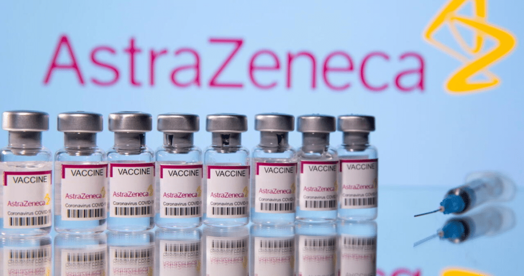 La Retirada de la Vacuna AstraZeneca: Más Allá de los Efectos Secundarios