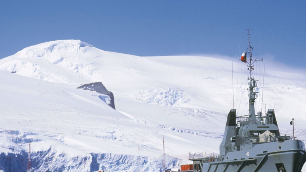 Rusia Descubre Enormes Reservas de Petróleo en la Antártida: ¿Una Amenaza para el Tratado Antártico?