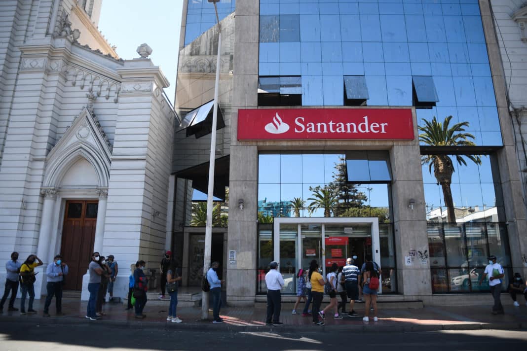 ¡Alerta de Seguridad! Grupo Santander Sufre Acceso No Autorizado a Base de Datos