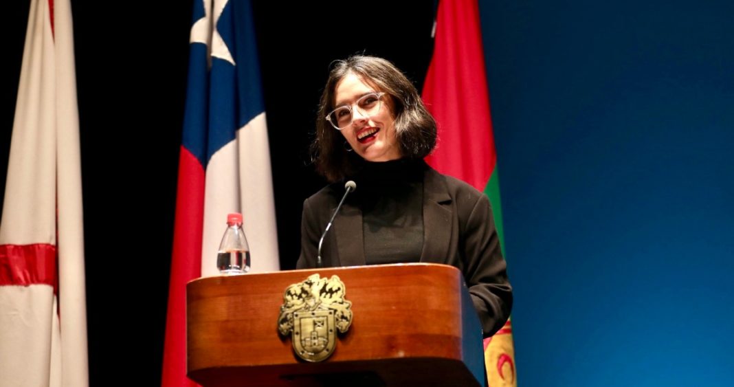 ¡Ministra Vallejo Llega a Los Ríos: Reuniones Clave con Mujeres y Estudiantes!