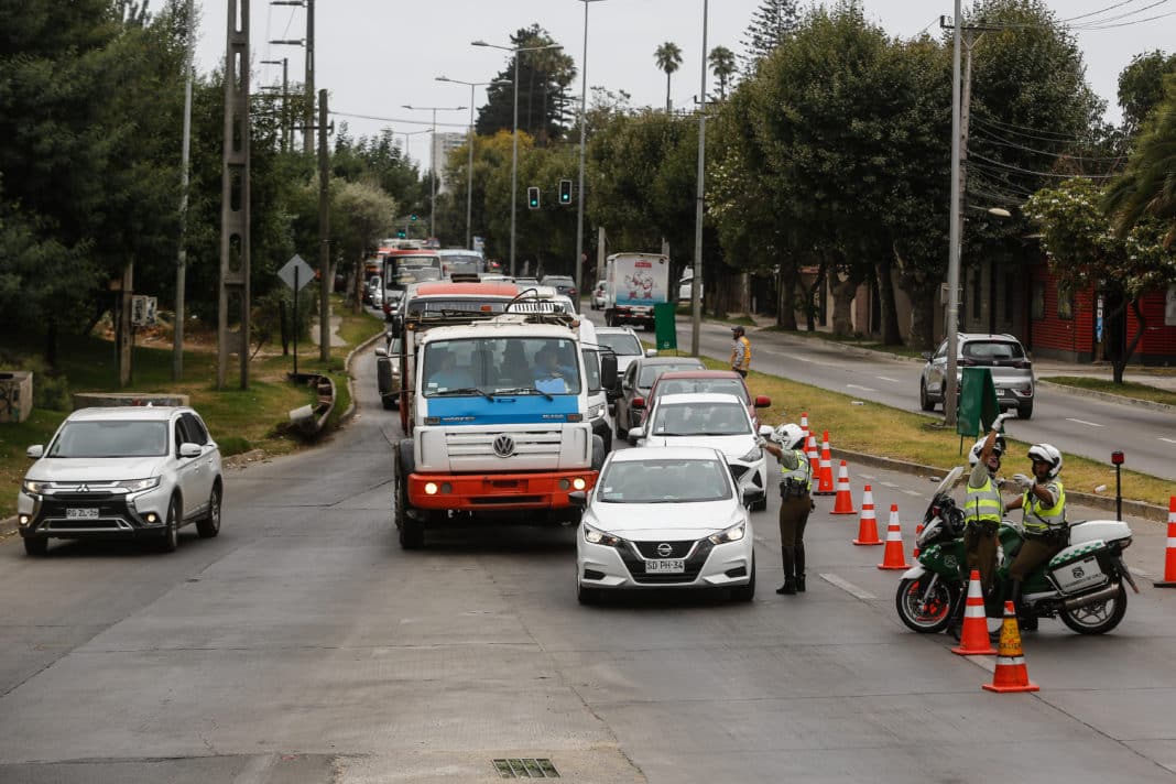 ¡Prepárate para la Restricción Vehicular en la Región Metropolitana! Conoce el Calendario Completo