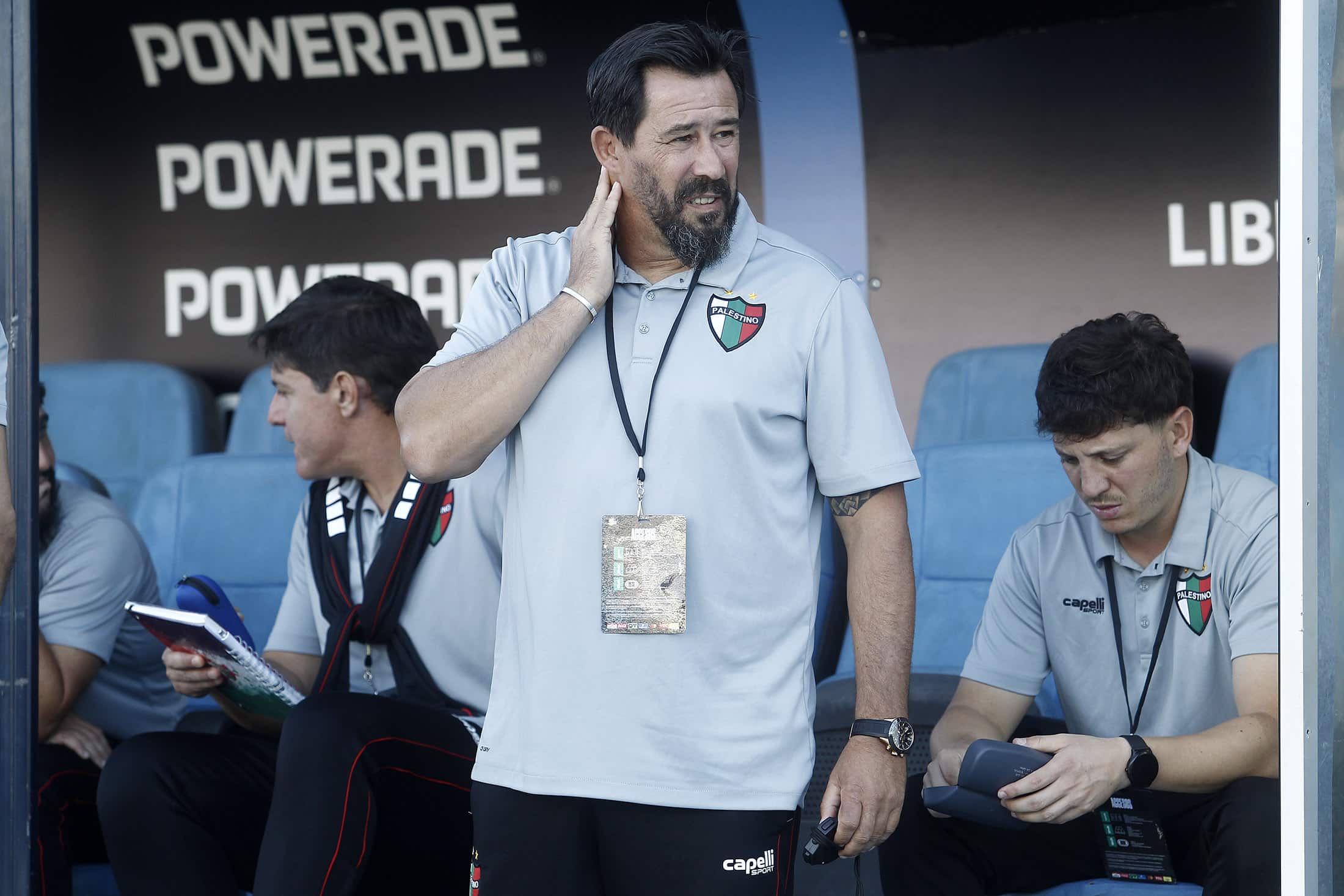¡Sorprendente Movida! Pablo 'Vitamina' Sánchez Deja Palestino y Asume Nuevo Reto como Entrenador de Liga de Quito