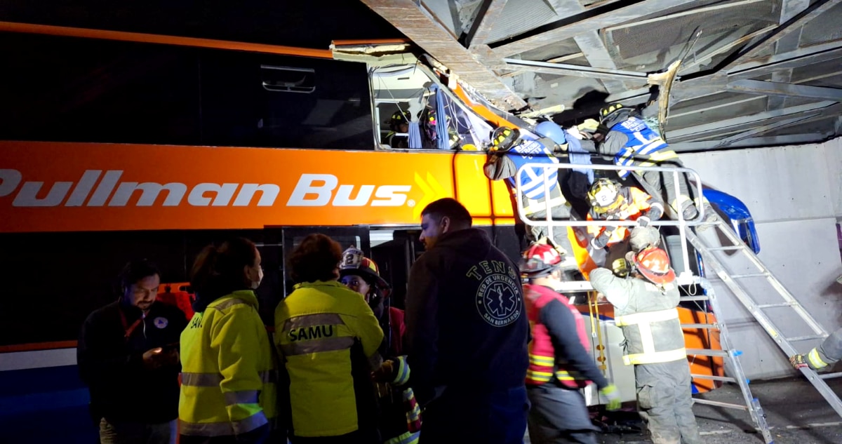¡Tragedia en San Bernardo: Bus Interurbano Choca Contra Puente Ferroviario, Pasajeros Atrapados!