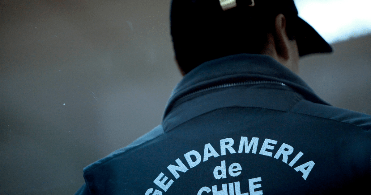 Peligrosa Fuga de Drogas en la Cárcel de Arauco: Interno Ataca a Gendarme en Intento de Robo