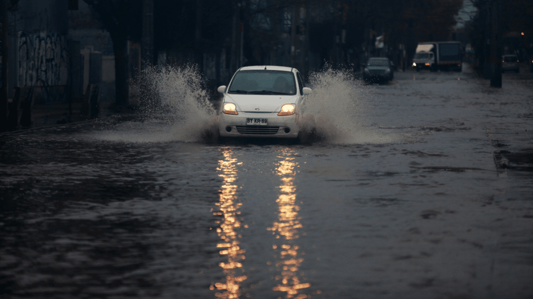 ¡Alerta de Inundaciones en la Región Metropolitana! Descubre los Puntos Críticos