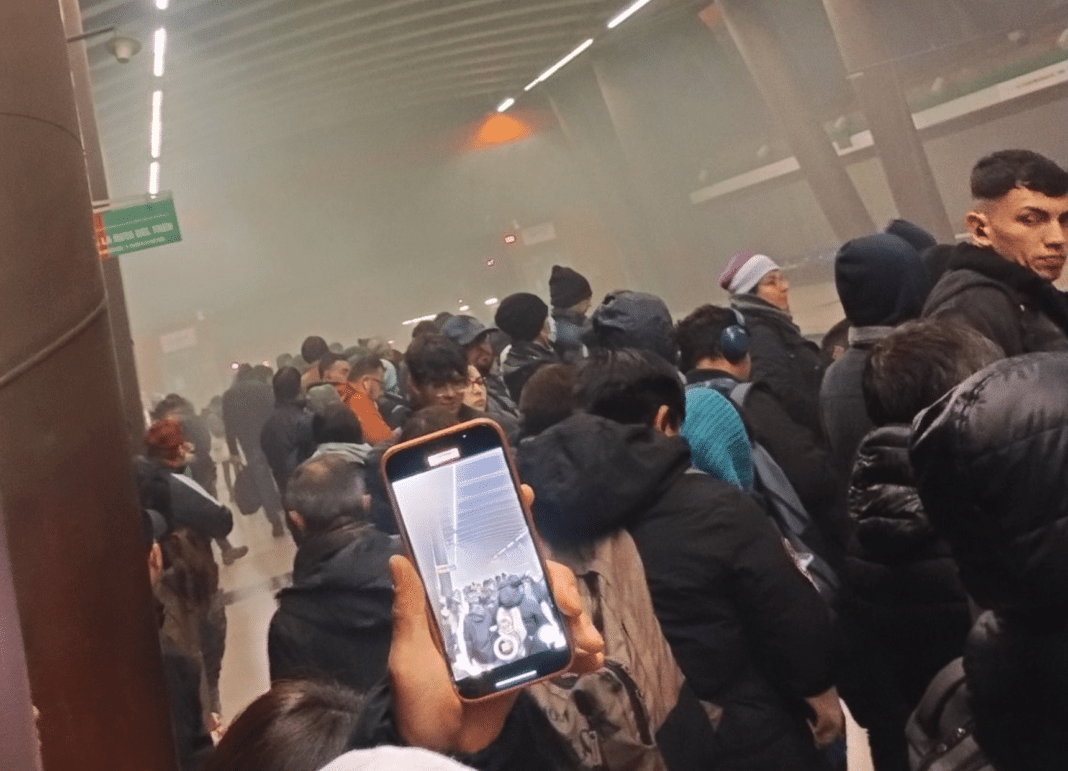 ¡Caos en el Metro de Santiago! Estación Vicente Valdés Cerrada por Emergencia