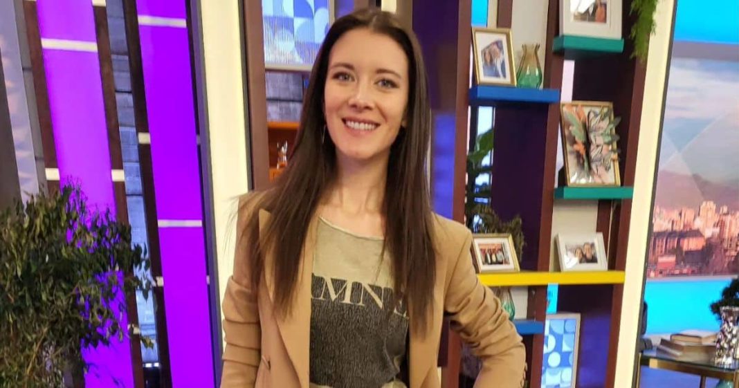 ¡Carla Jara Rechaza Millonaria Oferta y se Compromete con TVN! Descubre los Detalles Sorprendentes