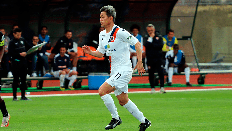 世界最高齢サッカー選手、三浦知良は57歳にして日本でキャリアを続ける！