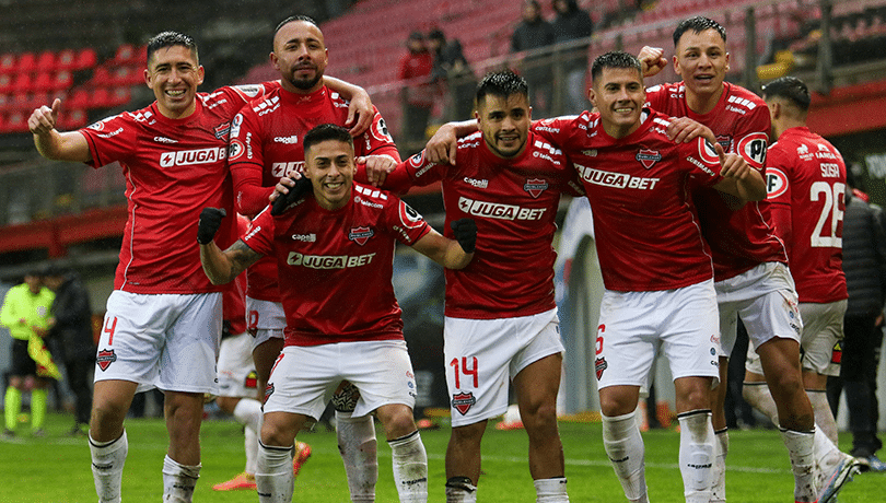 ¡Ñublense Aplasta a Huachipato en un Partido Épico! Revive los Detalles de esta Contundente Victoria