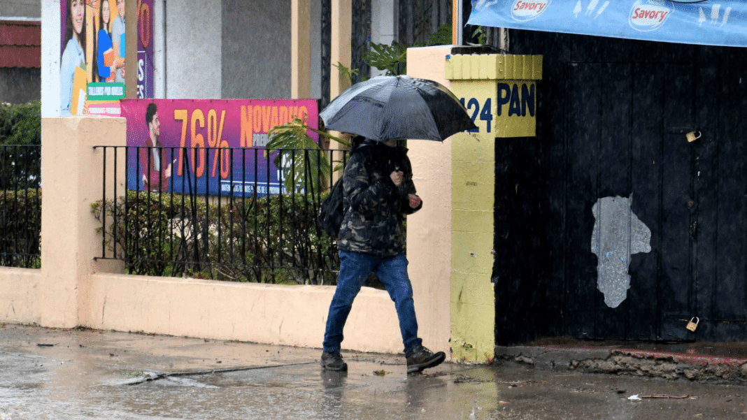 ¡Prepárate para la Tormenta! Sistema Frontal Trae Lluvias Intensas a la Zona Centro-Sur de Chile