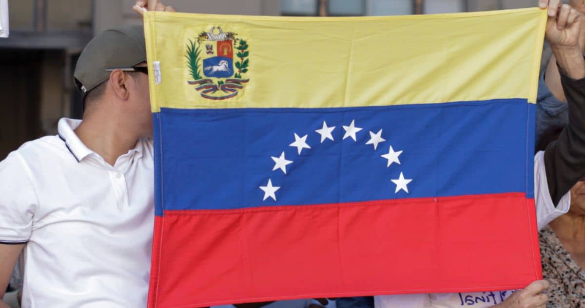 ¡Exclusión Histórica! Venezolanos en Chile Luchan por su Derecho al Voto en Elecciones Cruciales