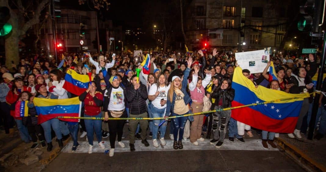 Caos y Conflicto en Providencia: La Noche Venezolana que Sacudió a Chile