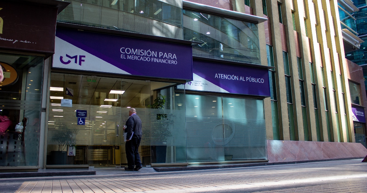 Descubre cómo Banco Santander, Coopeuch y Banco Itaú fueron multados por la CMF por infracciones a la Ley de Bancos