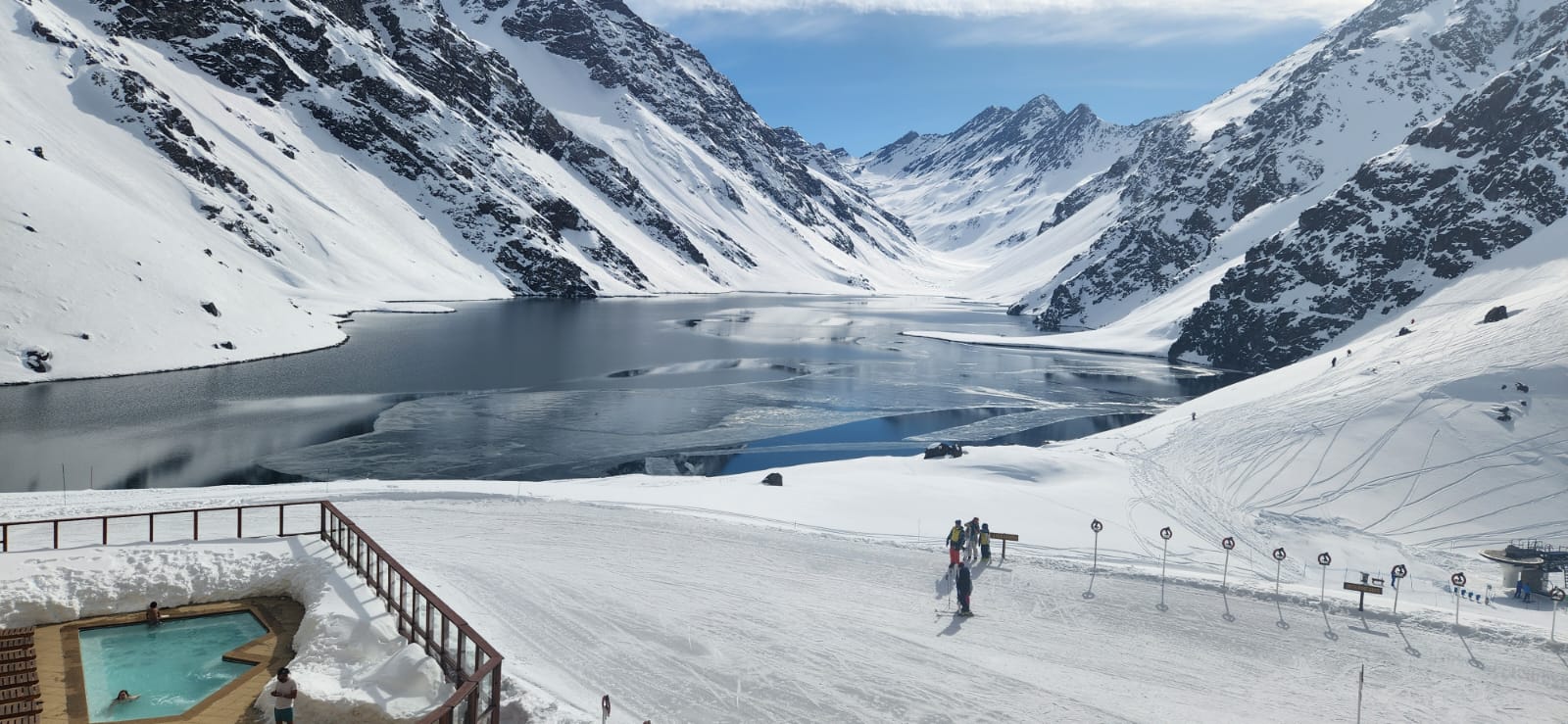 Descubre cómo el Gobierno puede optimizar el acceso a los centros de esquí y potenciar el turismo en la temporada 2024