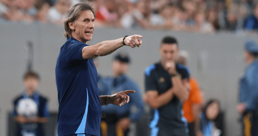 Gareca Unfazed by Potential Di María Tribute in Argentina: 'I Don't Care What They Do'