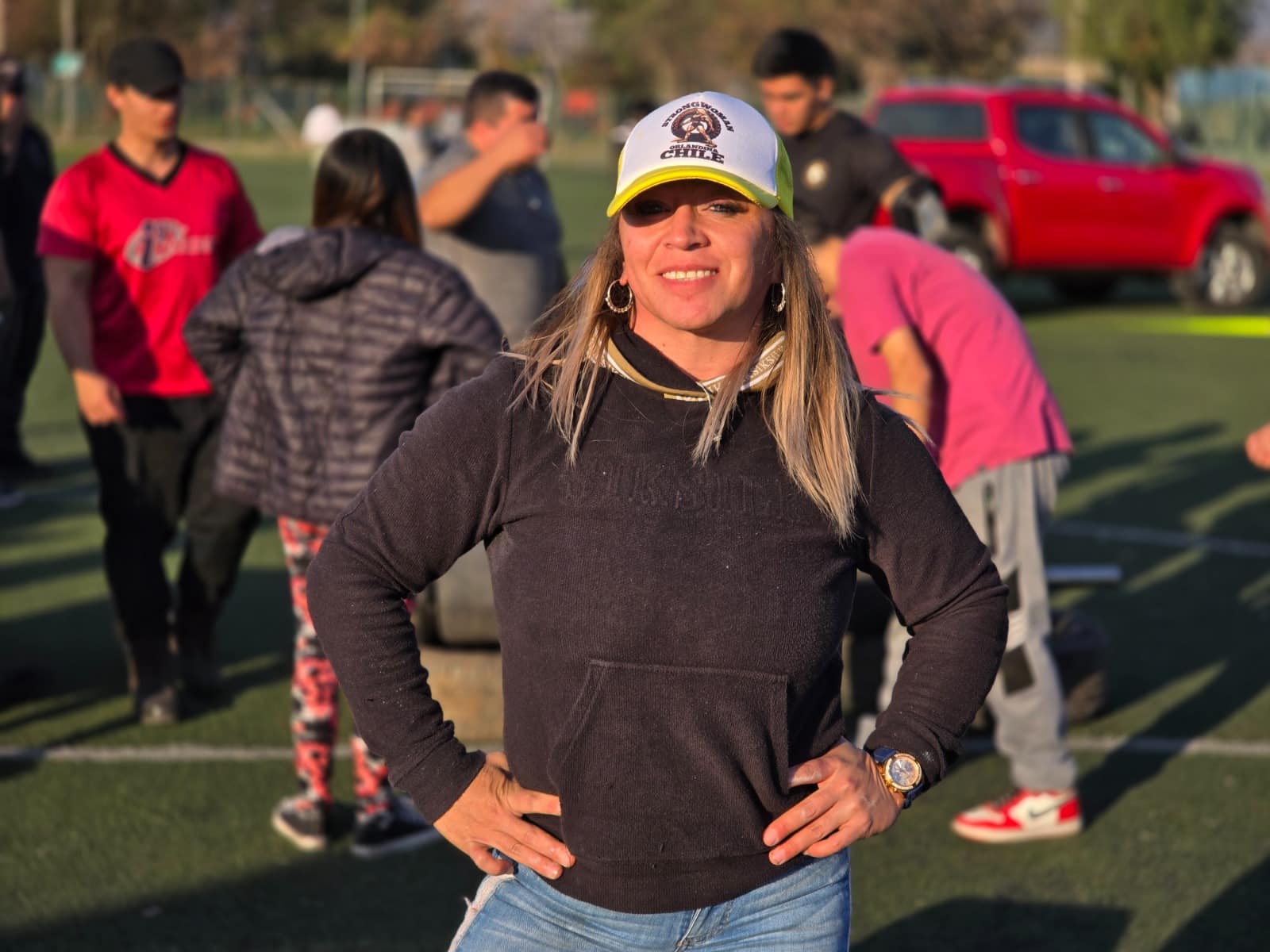 La Mujer Más Fuerte de Chile: Floridana Que Movió un Camión de 17 Toneladas Competirá en el Nuevo Mundial de Fuerza Extrema