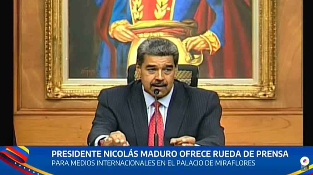 Maduro Acusa a Manifestantes de Ser Entrenados en Chile y Perú: Vincula al Líder del Tren de Aragua con las Protestas