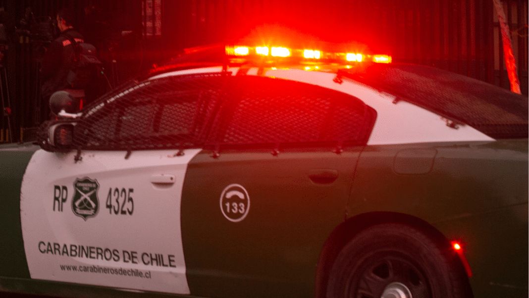 Persecución Policial Termina en Caos: Automóvil Incendiado y Cuatro Detenidos en Cerrillos