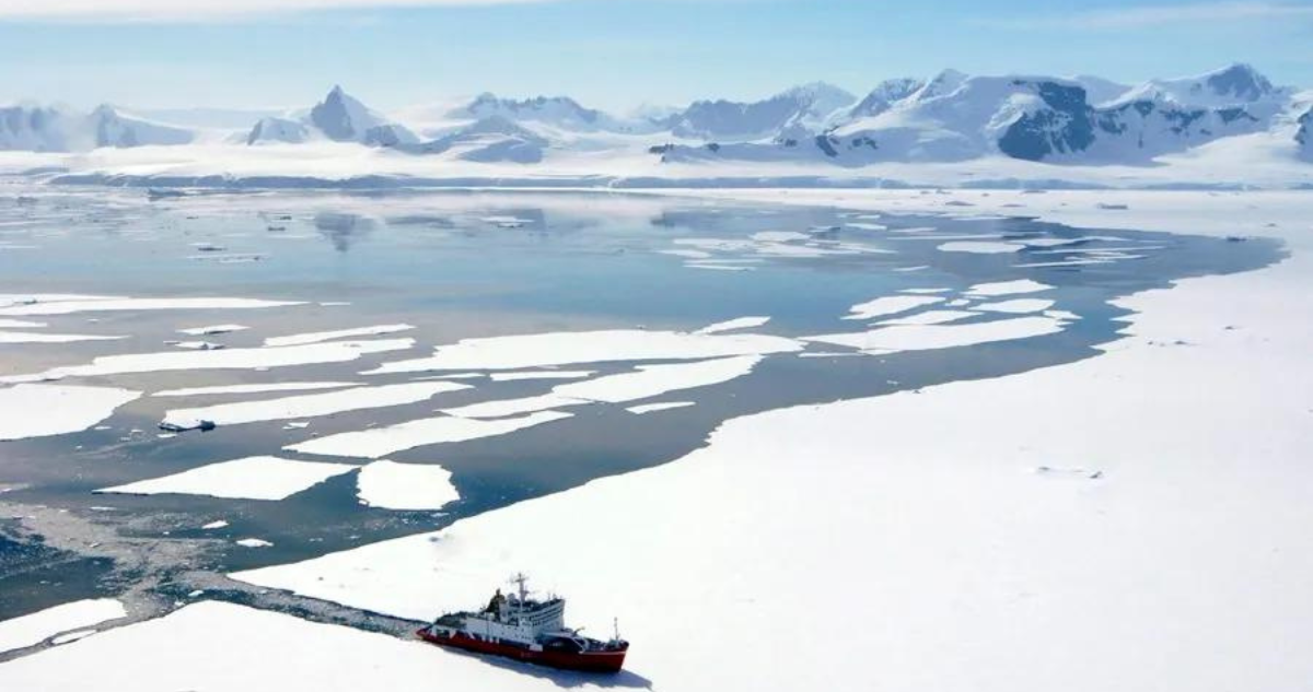 Rusia Revela Hallazgo de Gigantesca Reserva de Petróleo en la Antártica: ¿Qué Implicaciones Tiene?