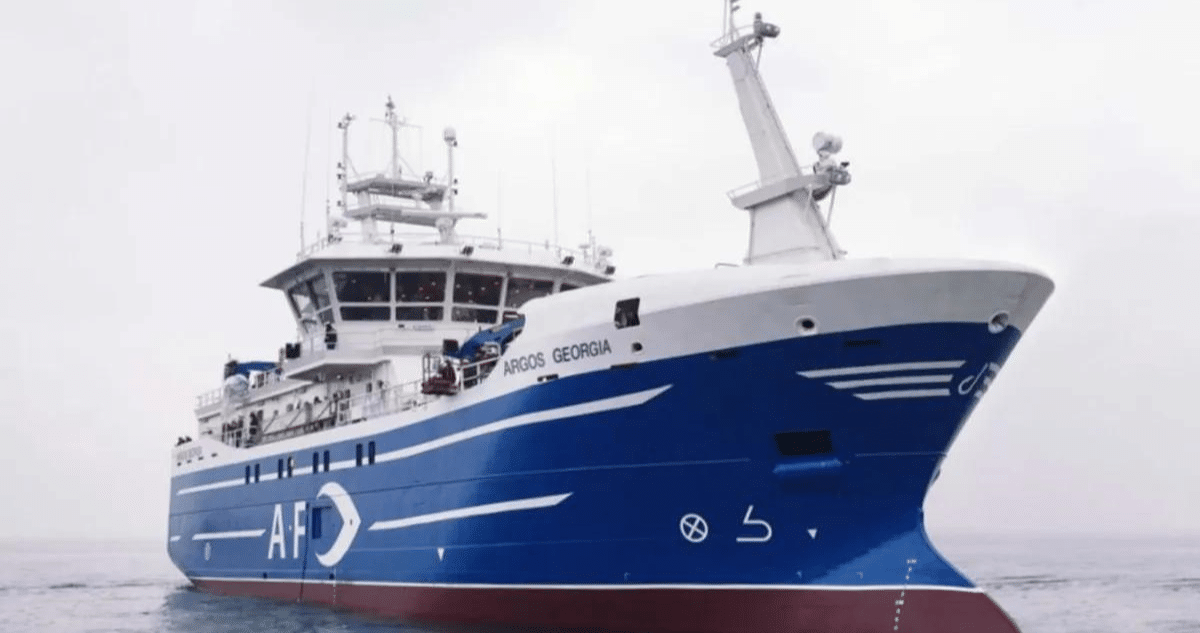 Tragedia en el Mar: Seis Muertos y Siete Desaparecidos en Naufragio de Barco Pesquero Cerca de Malvinas