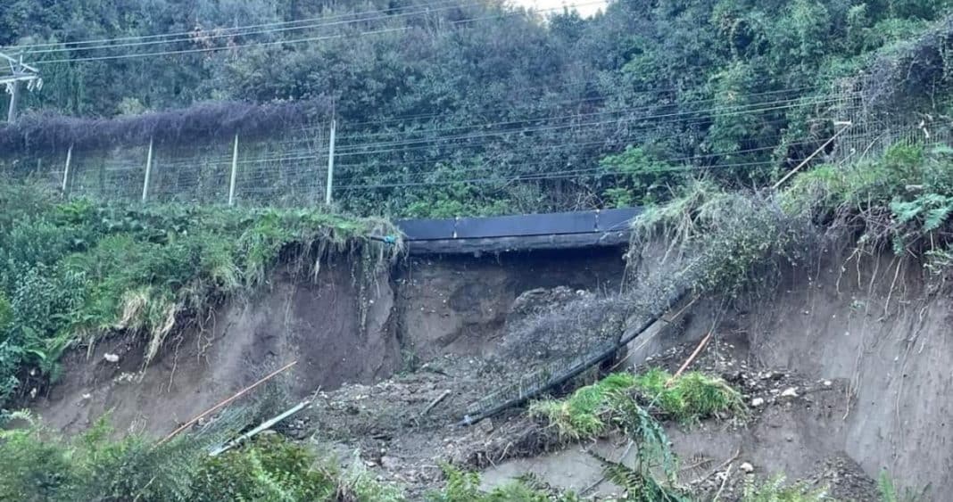 Vecinos de Chinquihue en Puerto Montt Claman por Ayuda Urgente Tras Devastador Socavón
