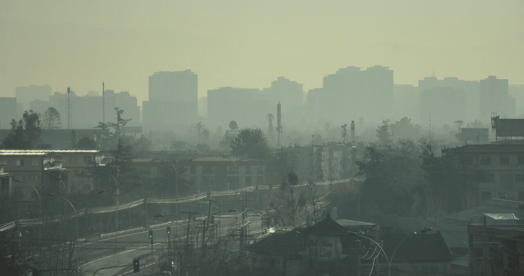¡Alerta Ambiental en la Región Metropolitana: ¿Cómo Enfrentar la Mala Calidad del Aire sin Restricciones Vehiculares?