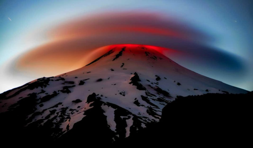 ¡Alerta Máxima en el Volcán Villarrica! Senapred Advierte Sobre Peligrosa Actividad Volcánica