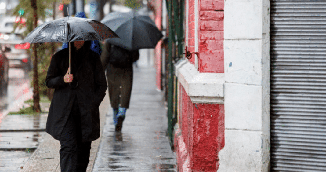 ¡Alerta en La Araucanía! Lluvias Torrenciales y Vientos Huracanados se Aproximan