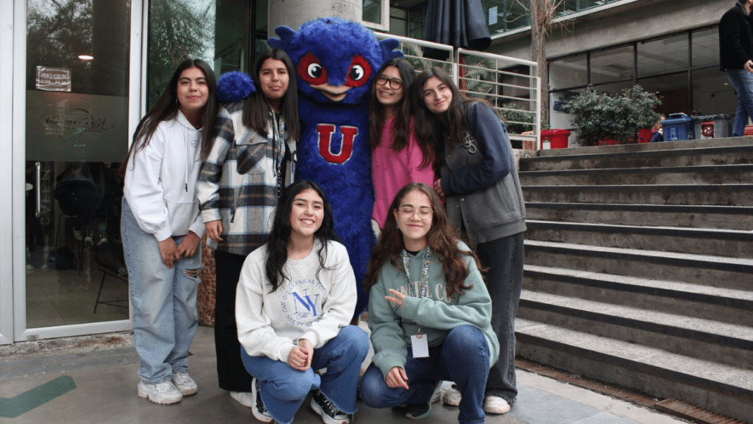 ¡Descubre la Escuela de Talentos de la Universidad de Chile: Donde los Sueños Académicos Cobran Vida!