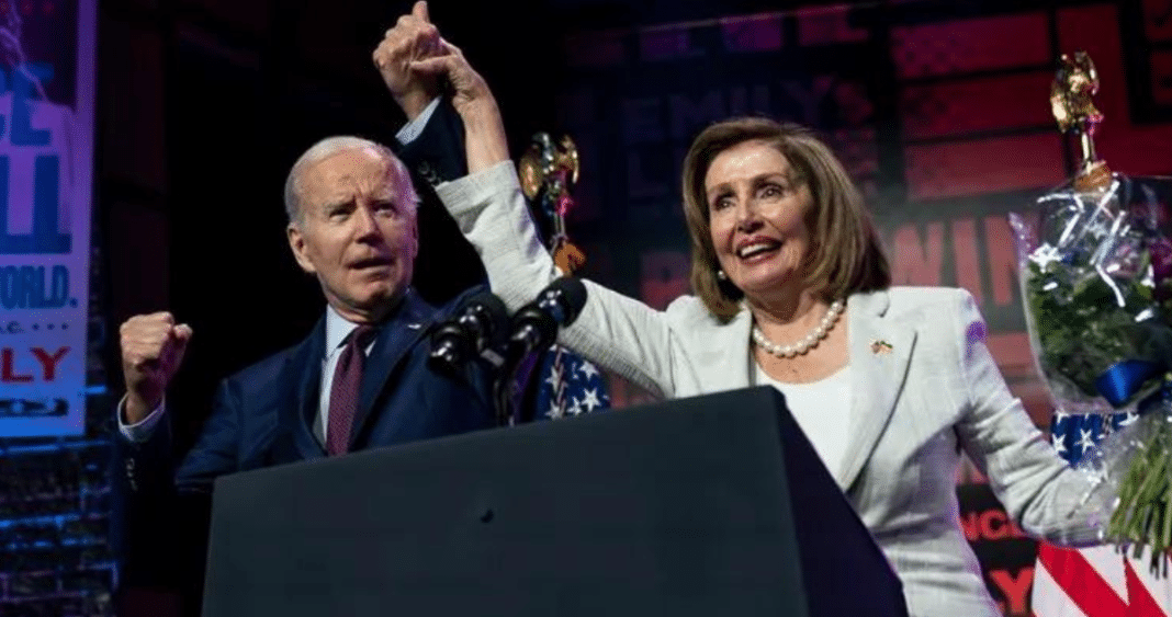 ¿Debería Biden Reconsiderar su Candidatura? Pelosi Sugiere que es Hora de Tomar una Decisión