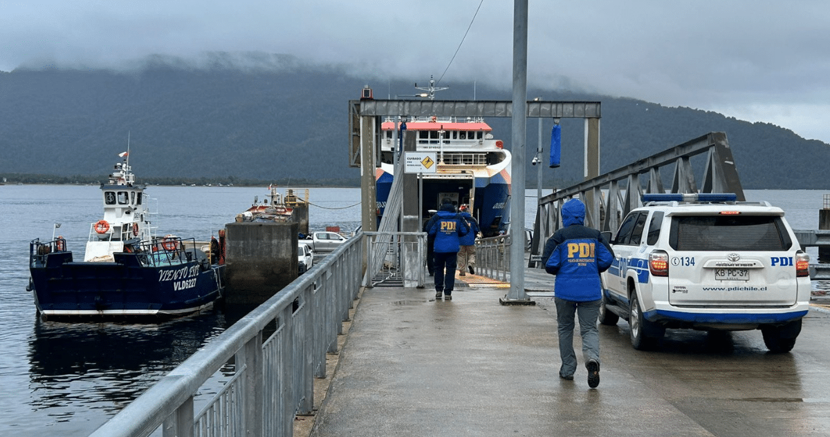 ¡Alerta Ambiental en Puerto Cisnes: Policía Investiga Derrame de Petróleo de 50 Litros!