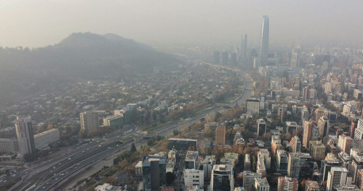 ¡Alerta Ambiental en la Región Metropolitana: Lucha Constante Contra la Contaminación del Aire!