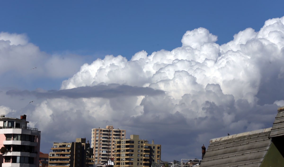 ¡Disfruta del Calor de la Primavera en Santiago! Conoce el Pronóstico del Tiempo para Todo Chile