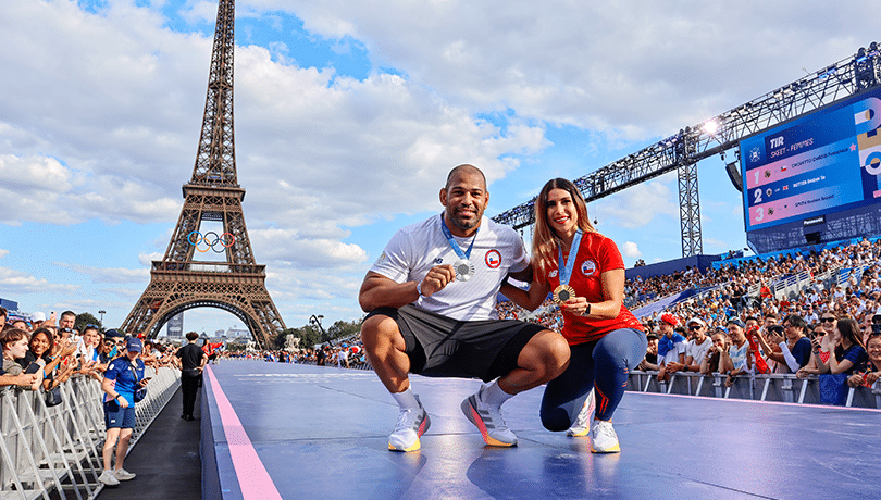 ¡Dos Estrellas Olímpicas Brillan en el Parque de Campeones de París 2024!