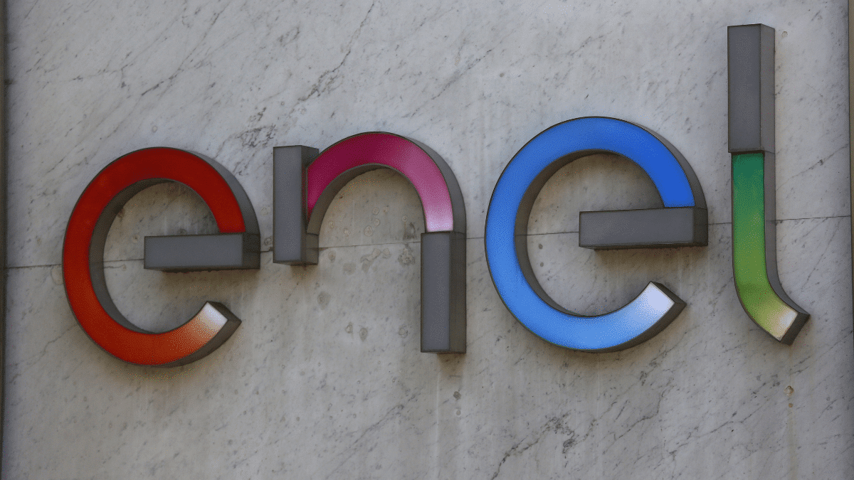 ¡Enel en Problemas! SEC Impone Nuevos Cargos por Pésima Atención a Clientes y Falta de Poda