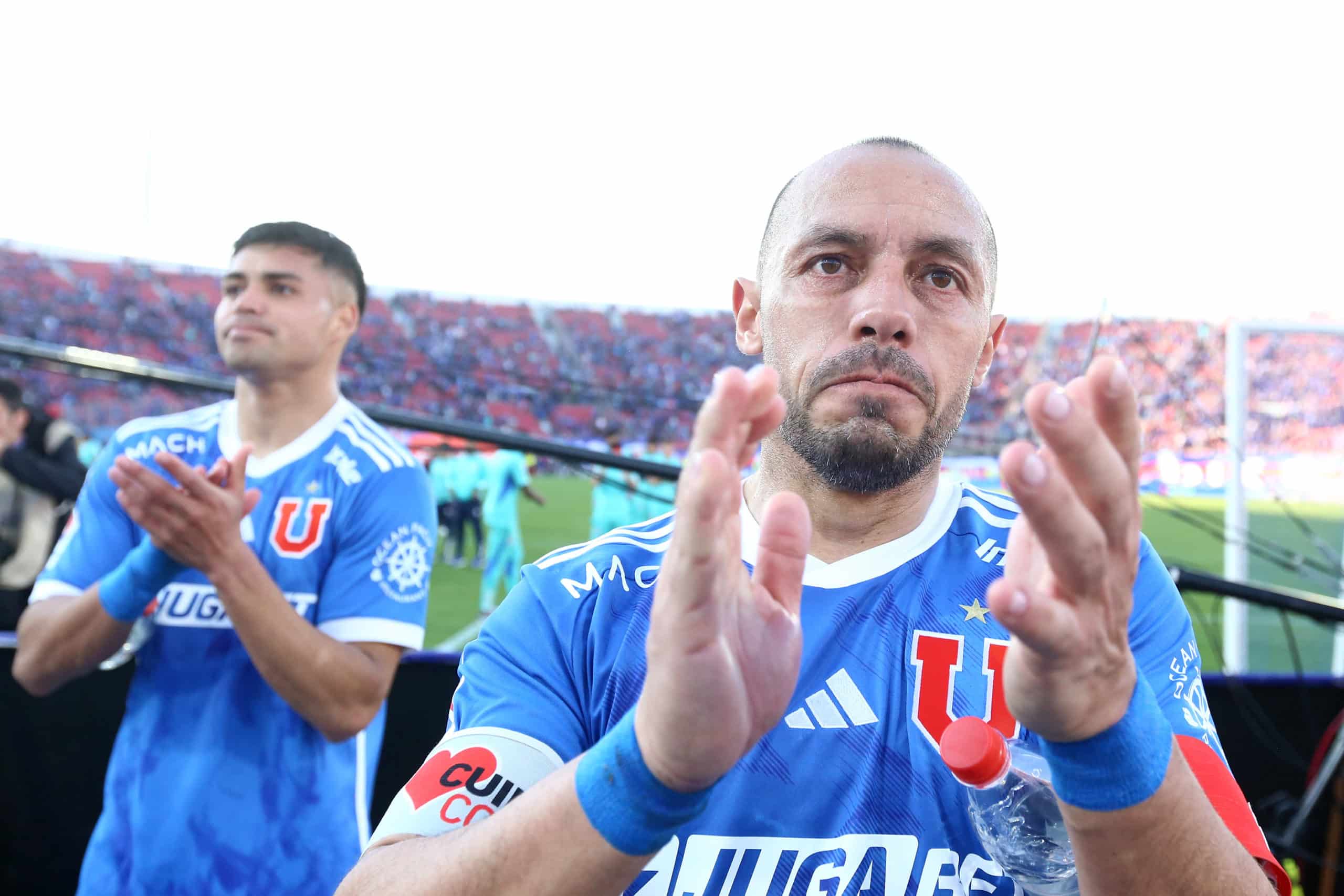 ¡La Emocionante Reunión de Marcelo Díaz y Charles Aránguiz: Juntos de Vuelta en la U!