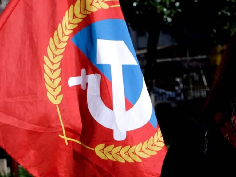 Boric Enfrenta Presión para Remover a Militantes Comunistas del Gobierno
