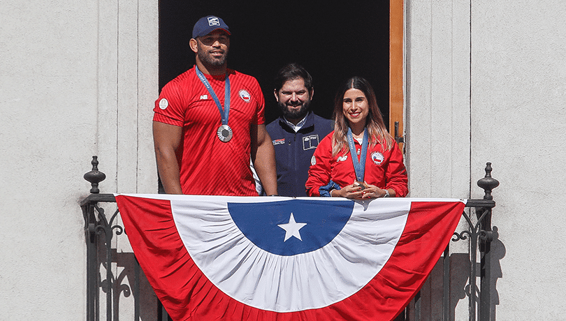 Campeones Olímpicos Recibidos con Honores: Francisca Crovetto y Yasmani Acosta Celebrados en La Moneda