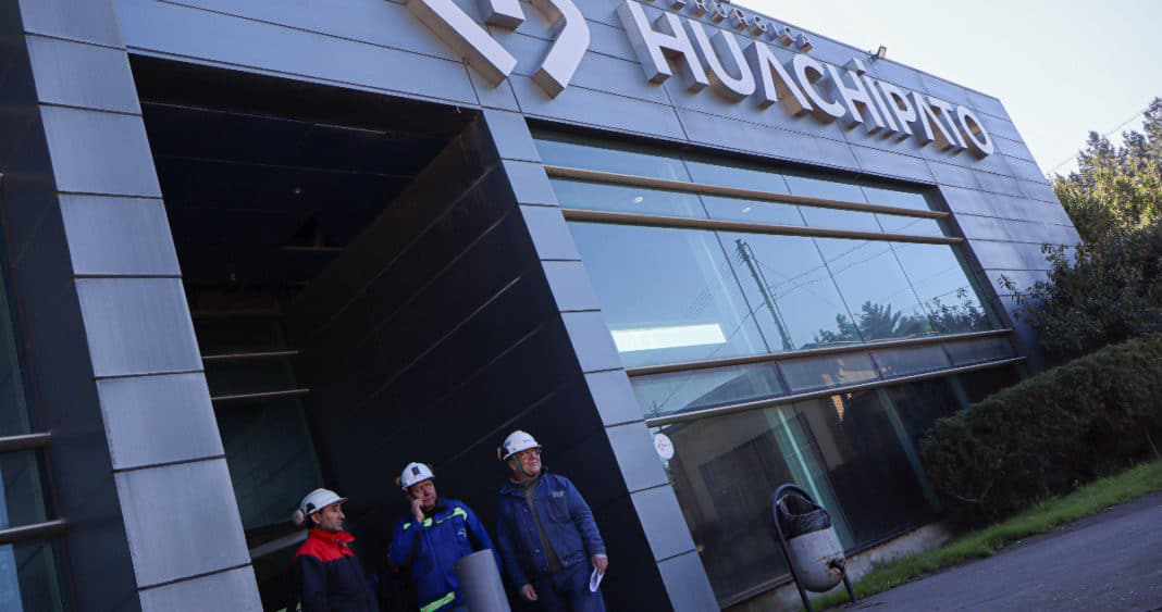 Huachipato Shuts Down: The Impending Layoffs and the Urgent Need for a Strategic Plan