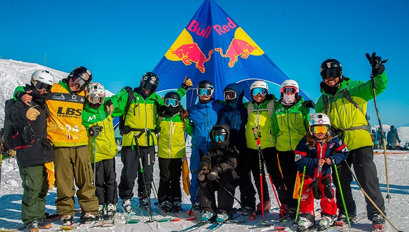 ¡Adrenalina y Talento en las Pistas de Esquí Fuera de Pista! Finales Emocionantes en la Competencia Freeride Andes Week