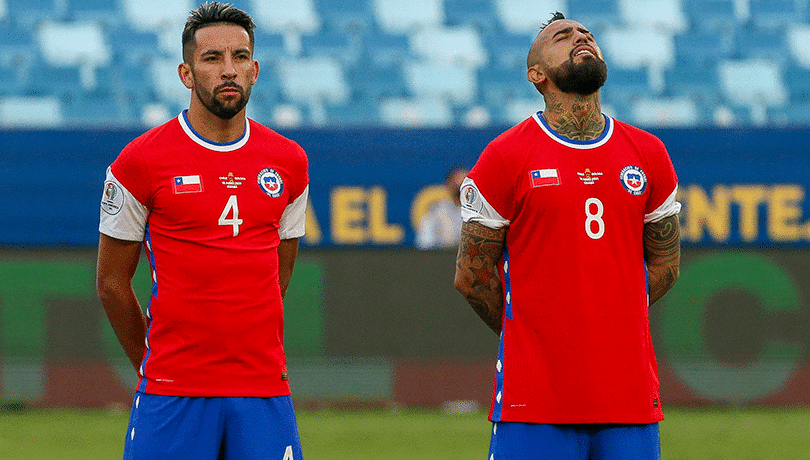 ¡Colo-Colo Arma un Súper Equipo con Fichajes Estelares! Arturo Vidal Elogia la Contratación de Mauricio Isla