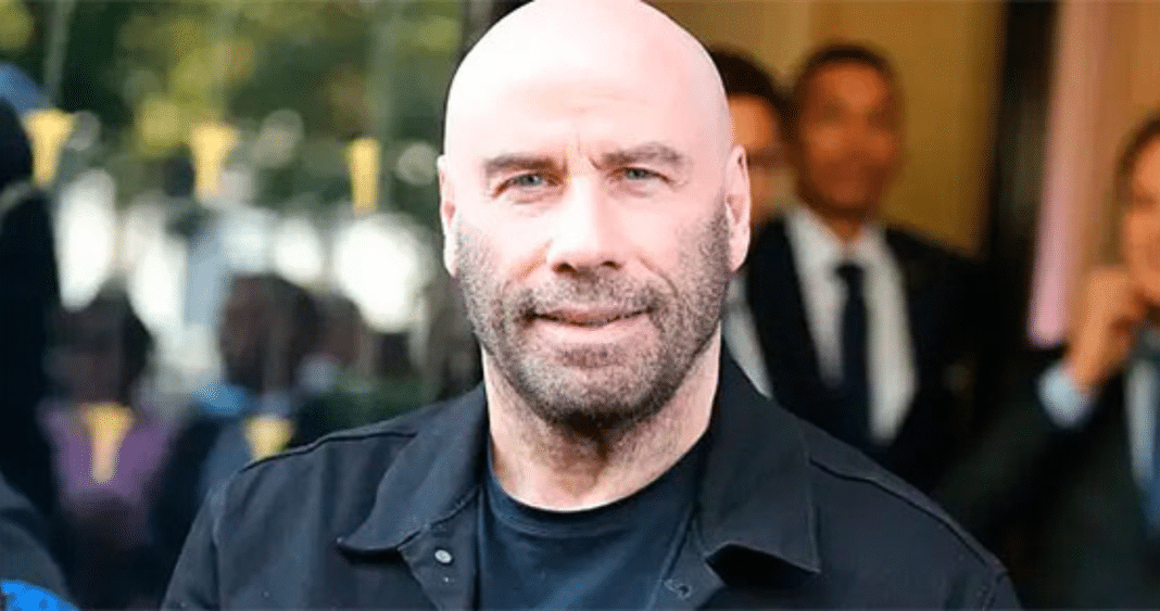 ¡John Travolta Sorprende a Fans en Santiago! Descubre lo que Hizo en su Paso por la Capital Chilena